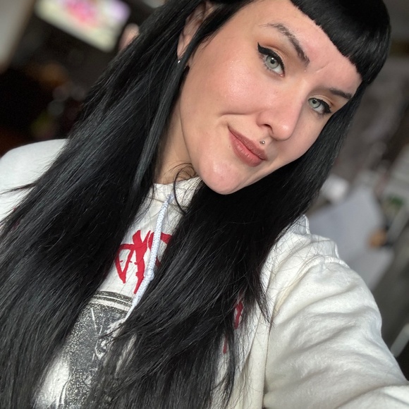 Meet your Posher, Kadie - Picture 1 of 1